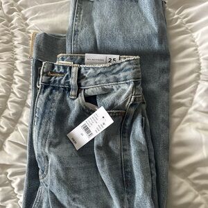 PacSun Blue Boyfriend Jeans with Vintage-Inspired Wash